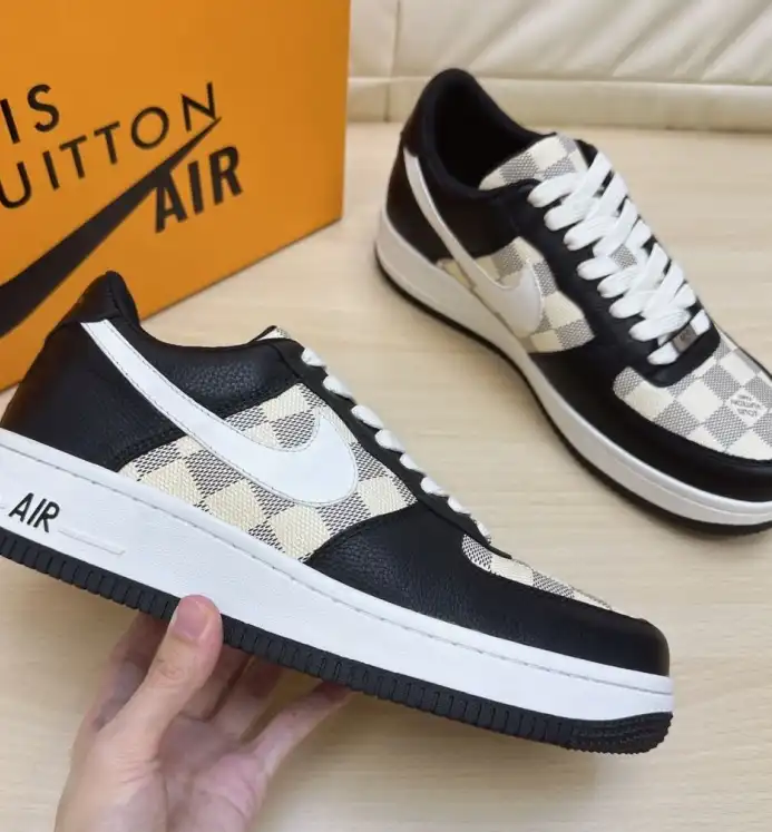 hype Louis Vuitton Sneakers