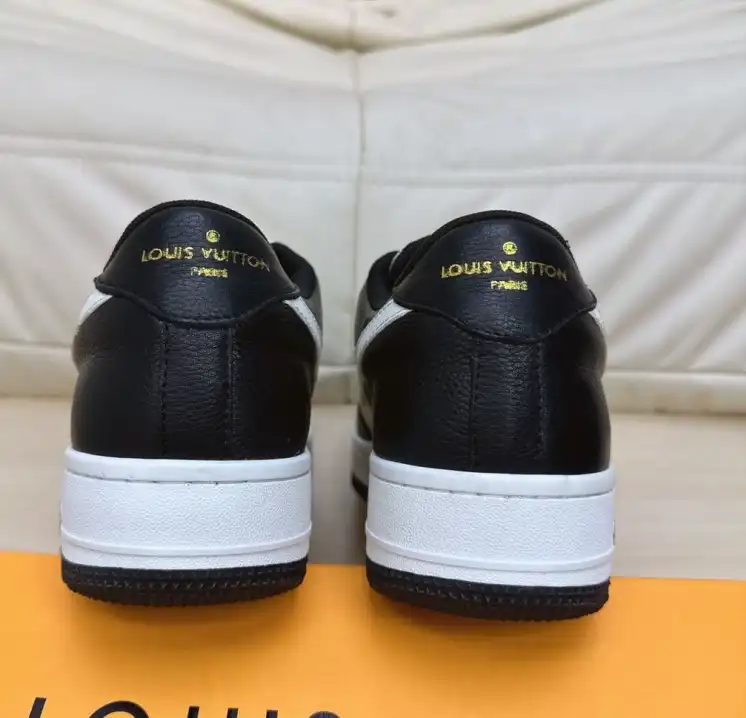 hype Louis Vuitton Sneakers