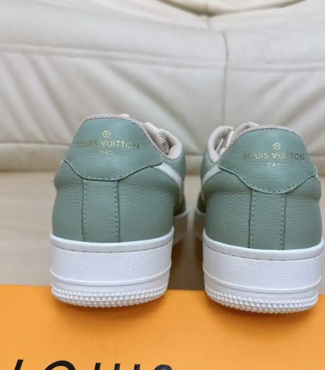 hype Louis Vuitton Sneakers