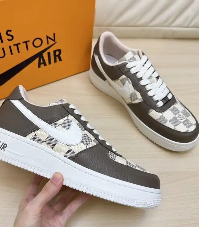 hype Louis Vuitton Sneakers