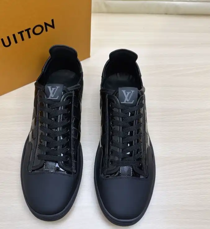 hype Louis Vuitton Sneakers