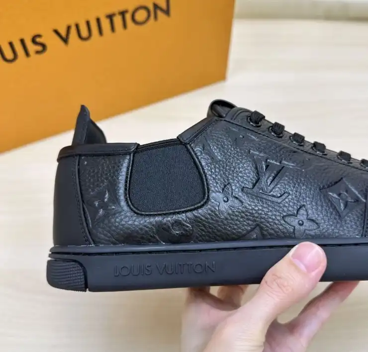 hype Louis Vuitton Sneakers