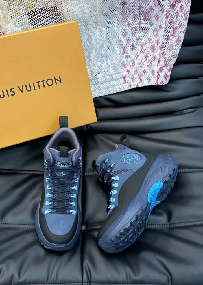 hype Louis Vuitton Sneakers