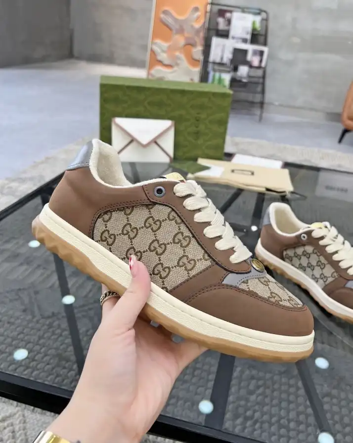 hype Gucci Sneakers