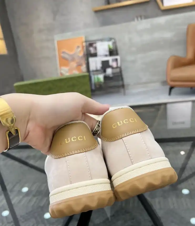 hype Gucci Sneakers