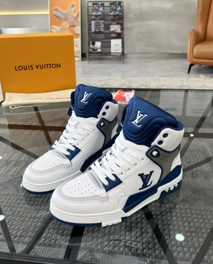 hype Louis Vuitton Sneakers