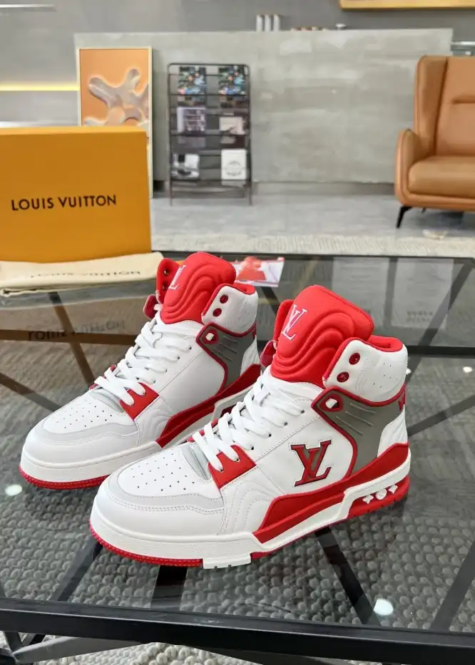 hype Louis Vuitton Sneakers