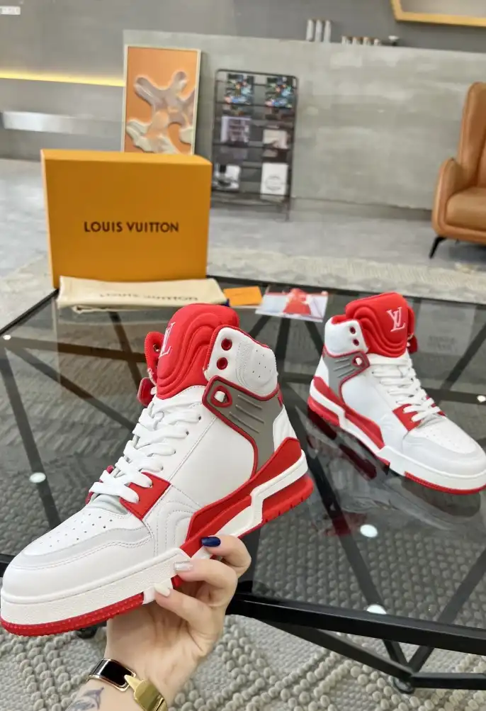 hype Louis Vuitton Sneakers