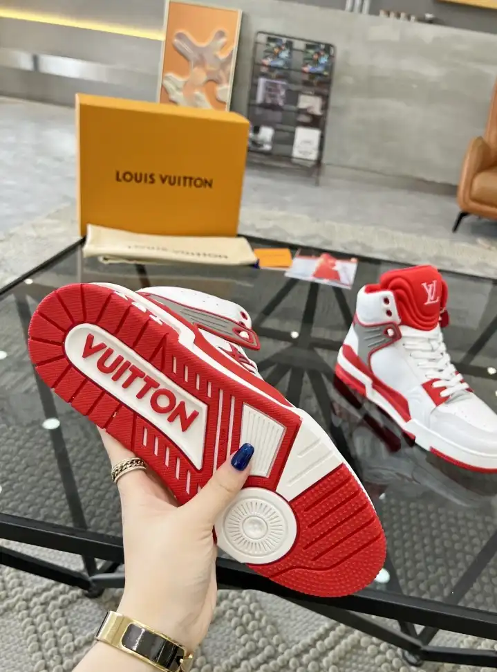 hype Louis Vuitton Sneakers