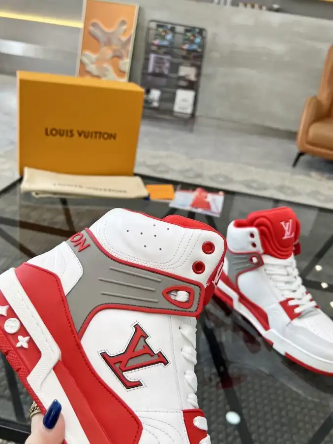 hype Louis Vuitton Sneakers