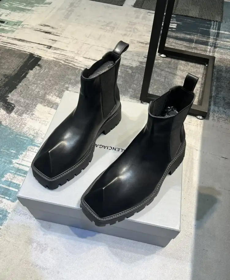 hype Balenciaga Boots