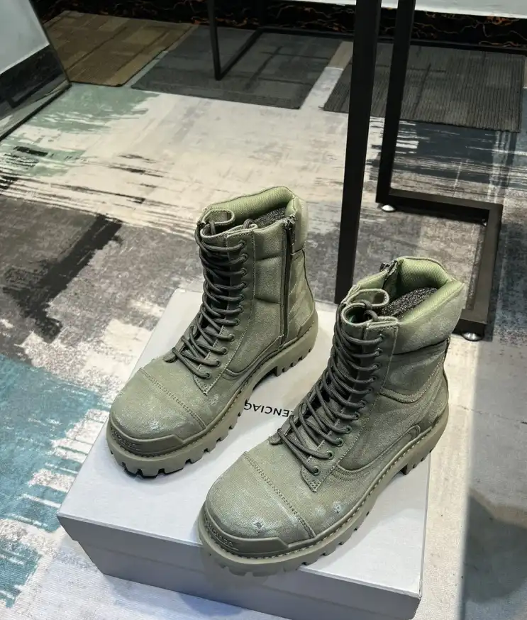 hype Balenciaga Boots