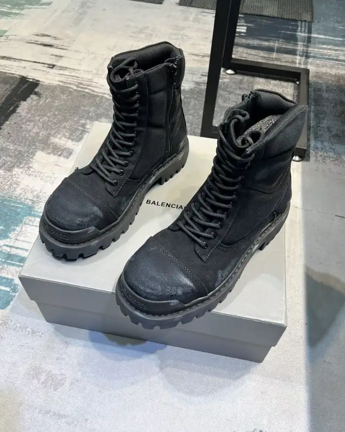 hype Balenciaga Boots