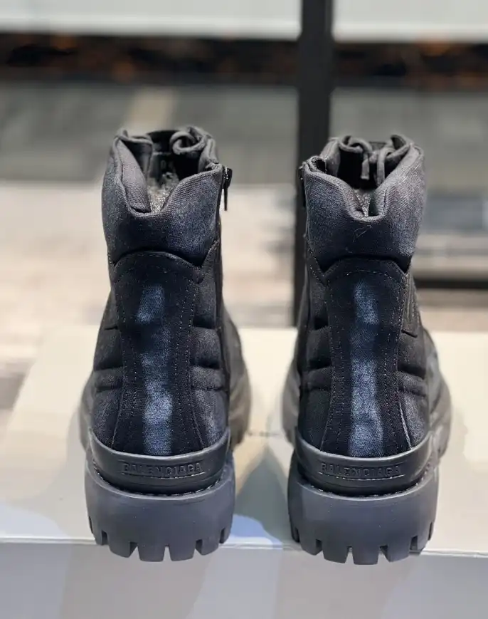 hype Balenciaga Boots