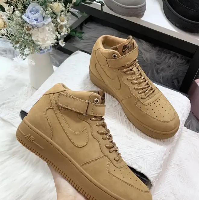 hype Nike Sneakers