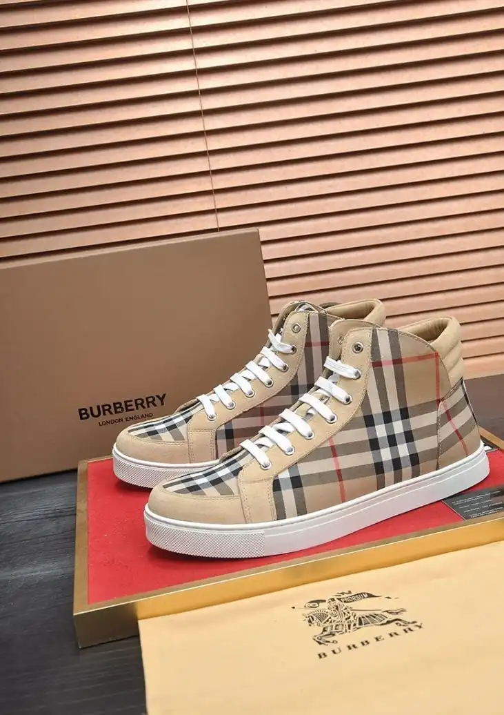 hype Burberry Sneakers