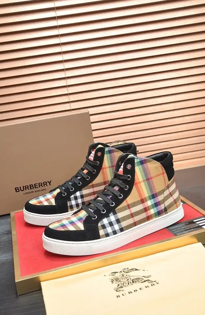 hype Burberry Sneakers