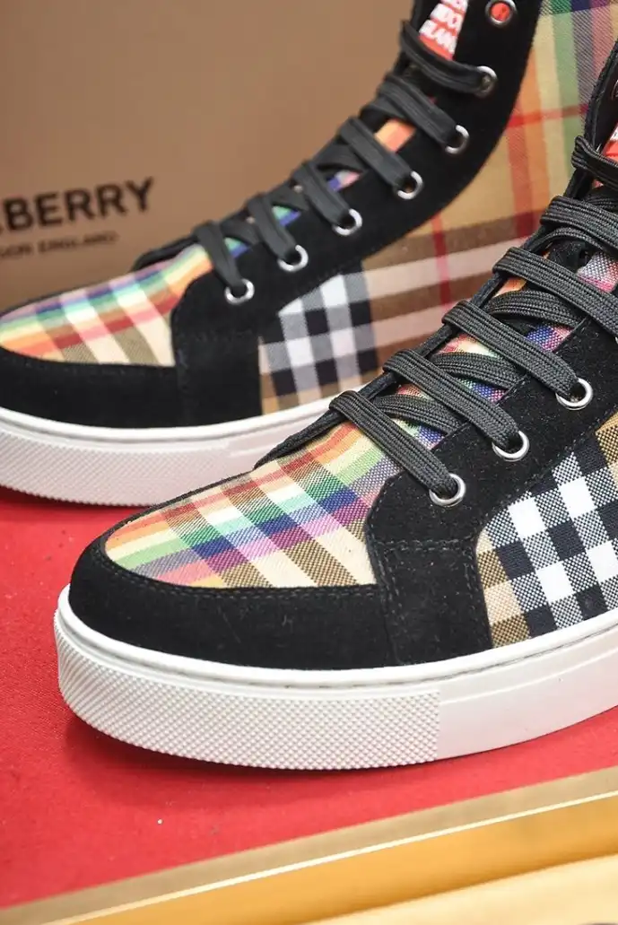 hype Burberry Sneakers