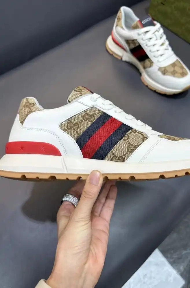 hype Gucci Sneakers