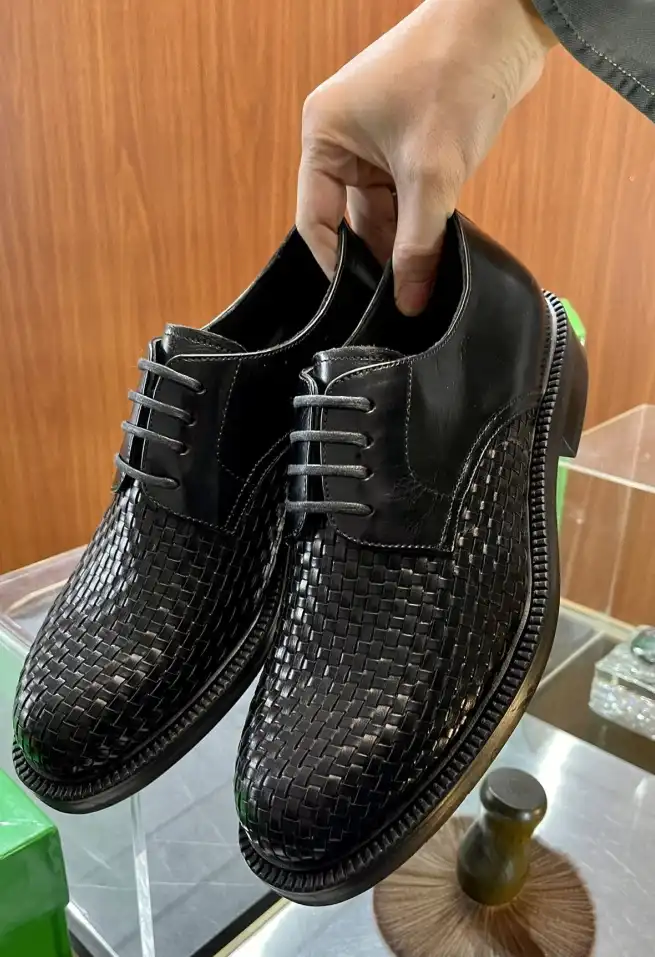 hype Bottega Veneta Leather Shoes