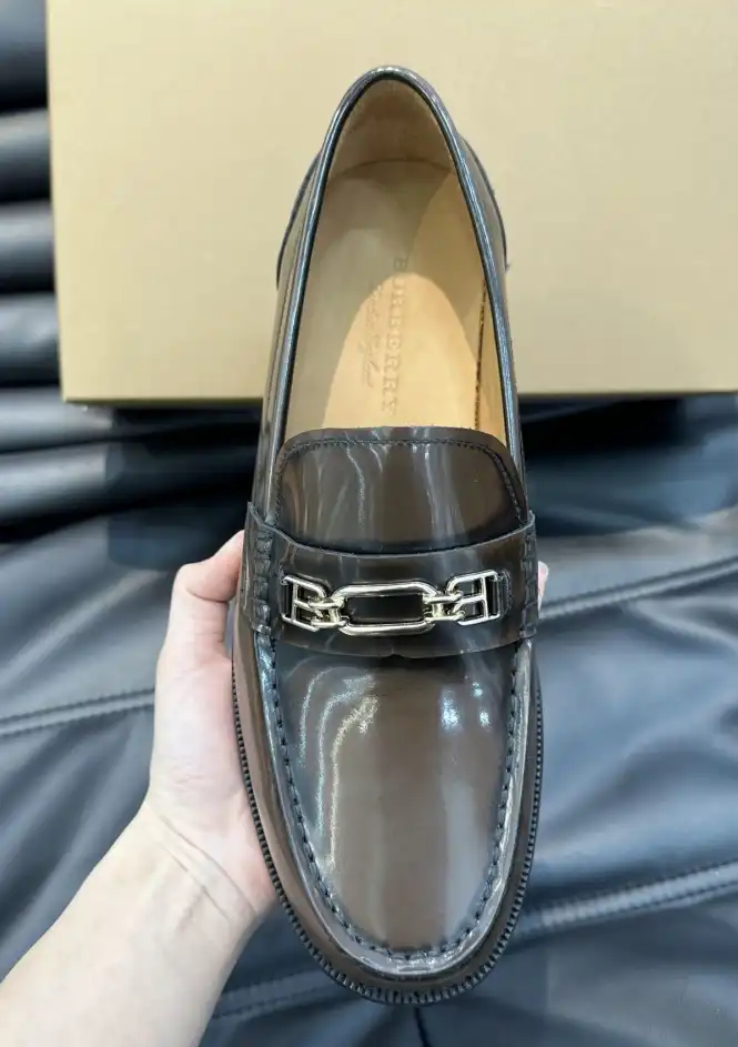 hype Burberry Leather Shoes