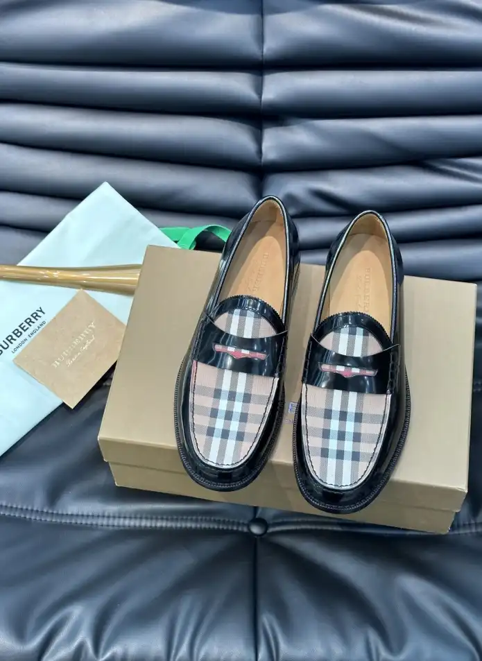 hype Burberry Leather Shoes