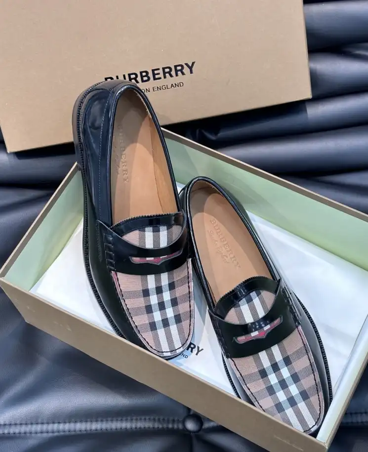 hype Burberry Leather Shoes