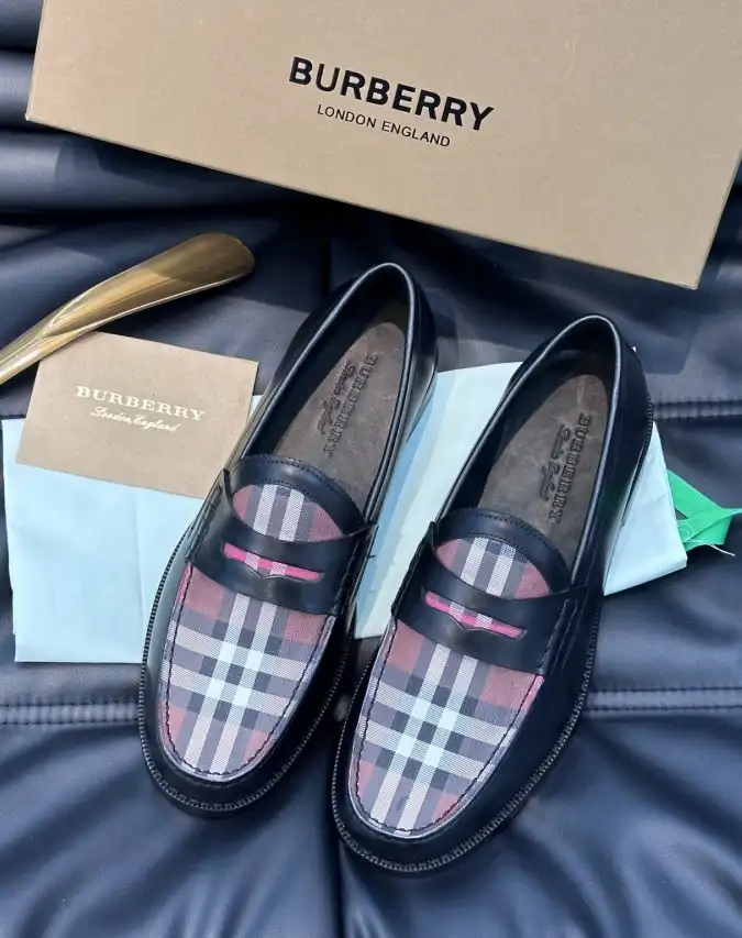 hype Burberry Leather Shoes