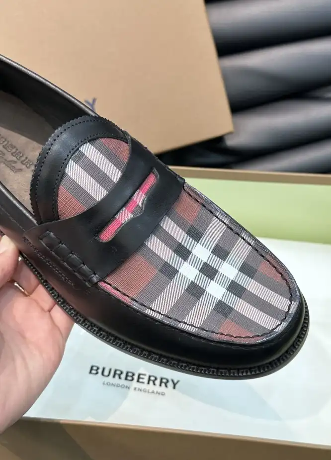 hype Burberry Leather Shoes