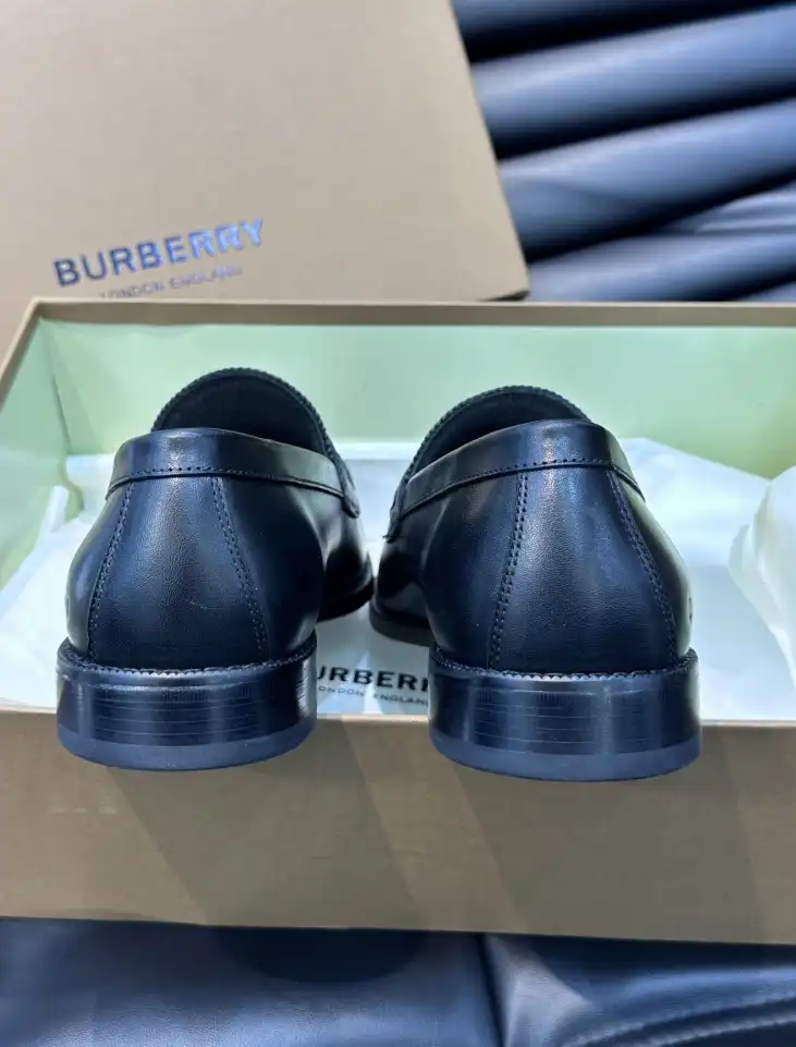 hype Burberry Leather Shoes