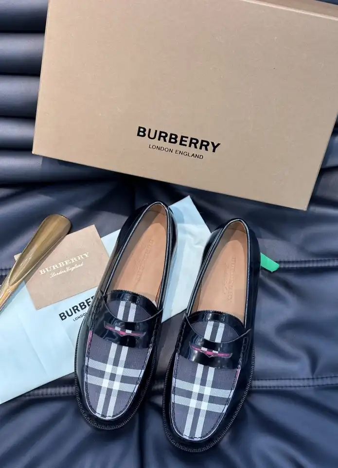 hype Burberry Leather Shoes