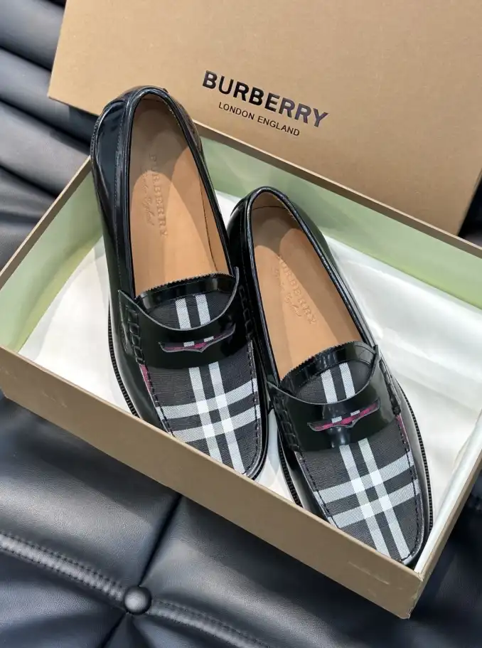 hype Burberry Leather Shoes