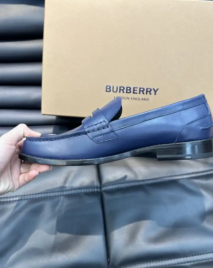 hype Burberry Leather Shoes