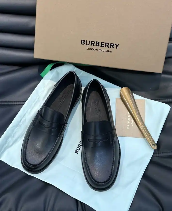 hype Burberry Leather Shoes