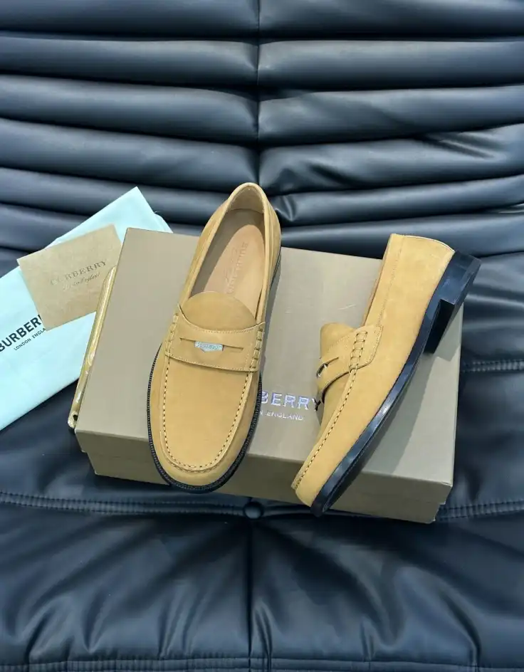 hype Burberry Leather Shoes