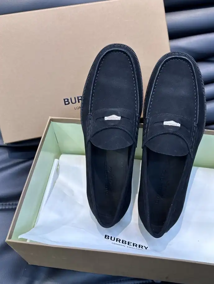 hype Burberry Leather Shoes