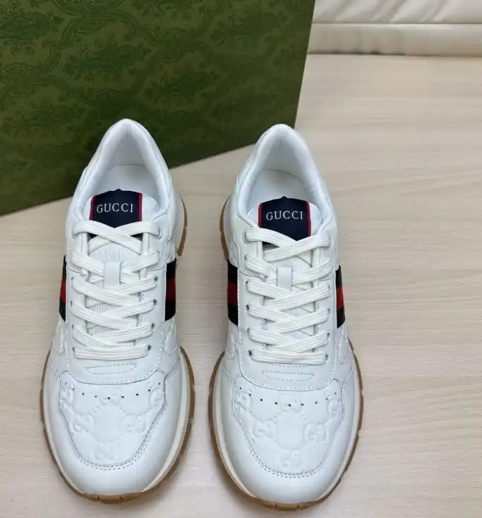 hype Gucci Sneakers