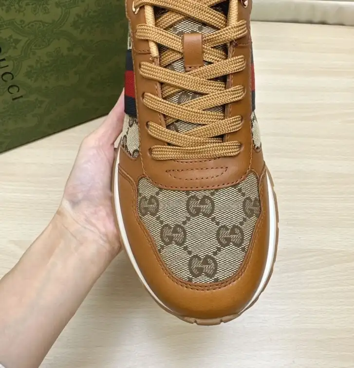 hype Gucci Sneakers