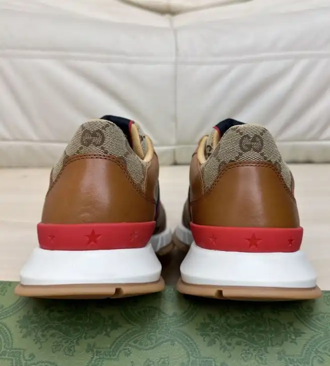 hype Gucci Sneakers