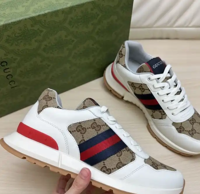 hype Gucci Sneakers