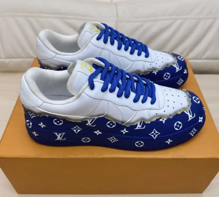 hype Louis Vuitton Sneakers