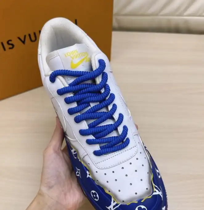 hype Louis Vuitton Sneakers