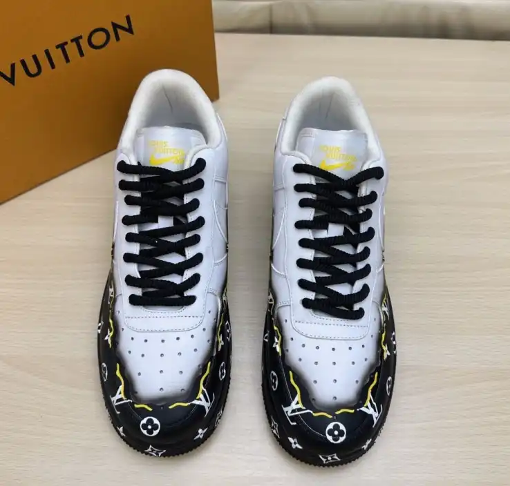 hype Louis Vuitton Sneakers