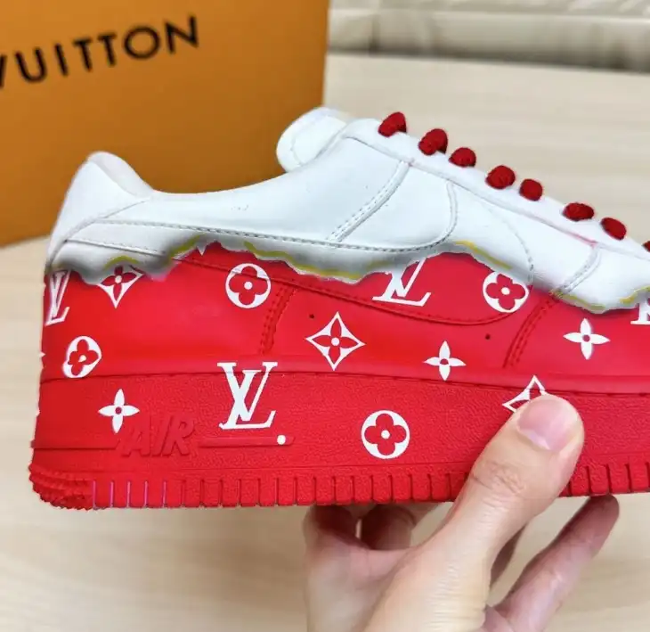 hype Louis Vuitton Sneakers