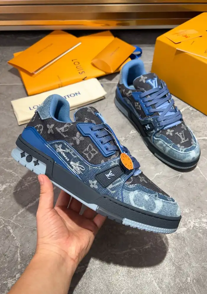 hype Louis Vuitton Sneakers