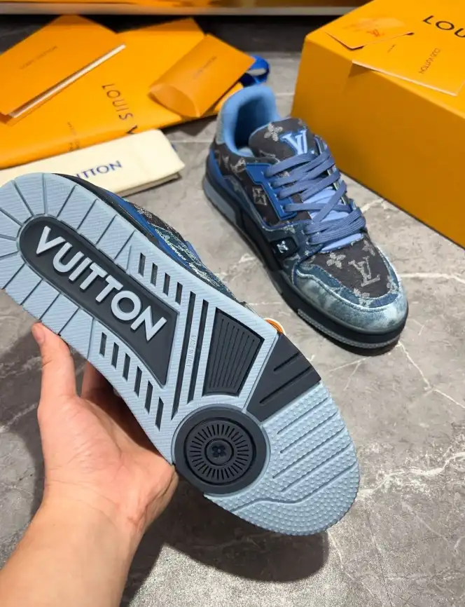 hype Louis Vuitton Sneakers