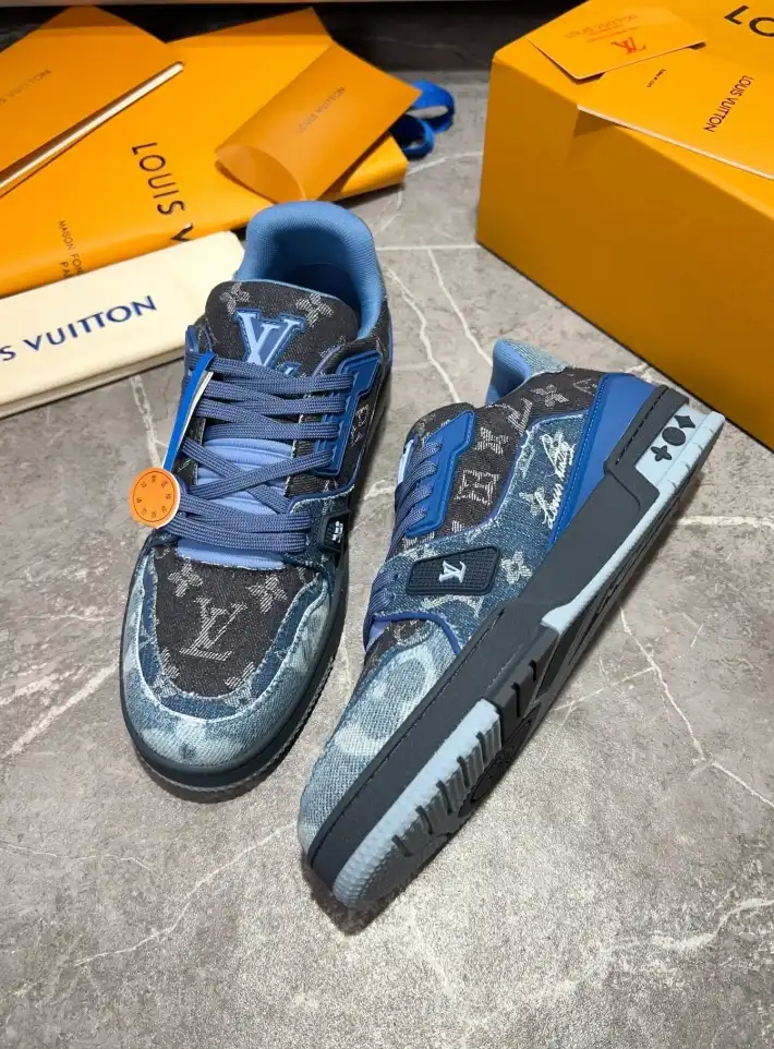 hype Louis Vuitton Sneakers