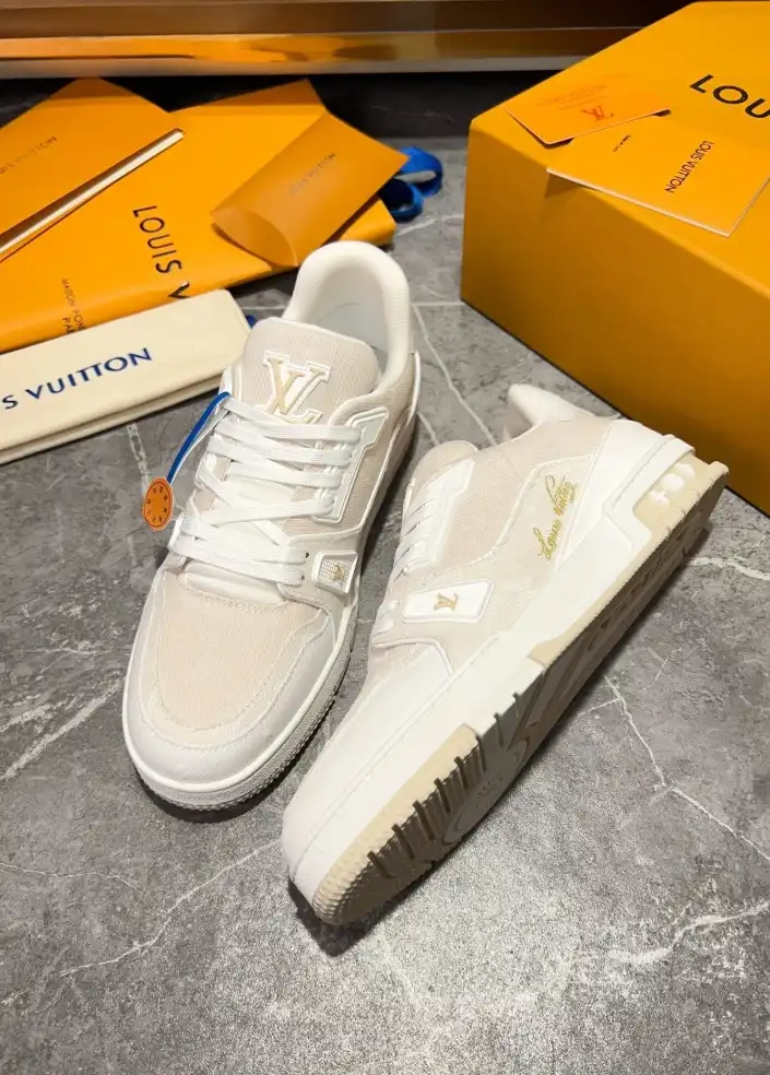 hype Louis Vuitton Sneakers