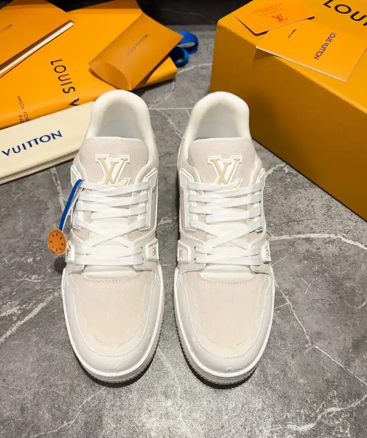 hype Louis Vuitton Sneakers