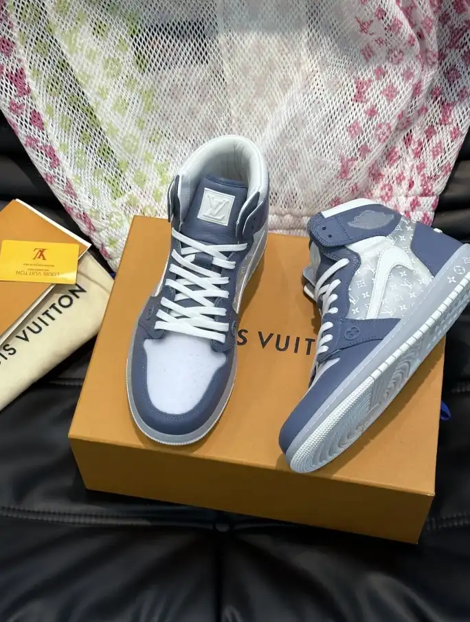 hype Louis Vuitton Sneakers